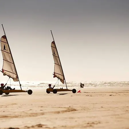 Piscine Chauffee Commune, 2 Adultes 2 Enfants