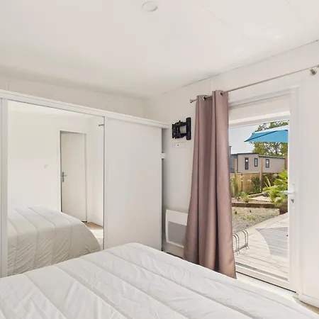 Piscine Chauffee Commune, 2 Adultes 2 Enfants Chalé *