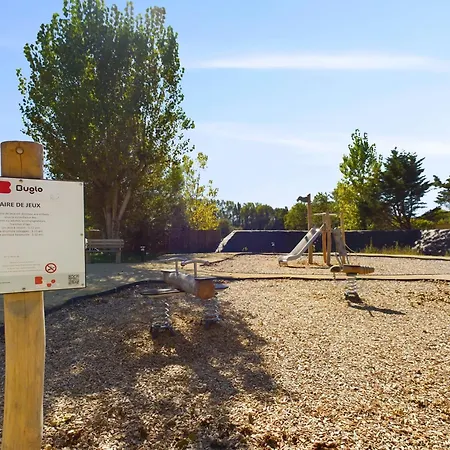 Chalé Piscine Chauffee Commune, 2 Adultes 2 Enfants