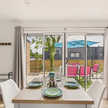 Piscine Chauffee Commune, 2 Adultes 2 Enfants * Saint-Gilles-Croix-de-Vie