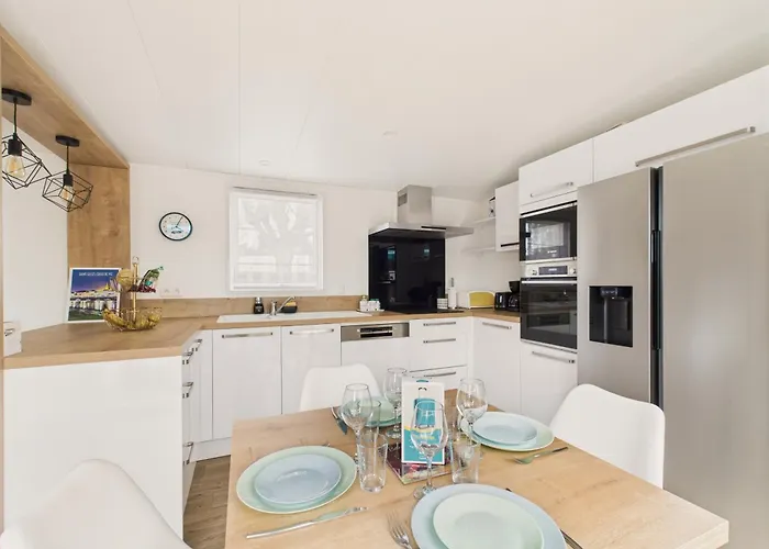 Piscine Chauffee Commune, 2 Adultes 2 Enfants Alpstuga