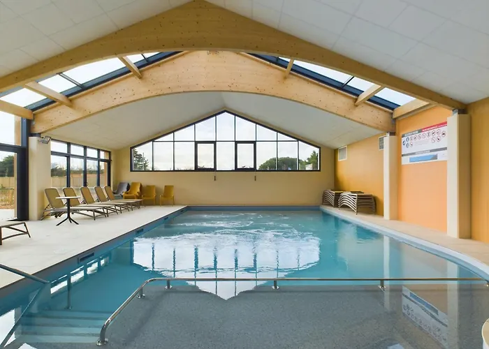 Alpstuga Piscine Chauffee Commune, 2 Adultes 2 Enfants